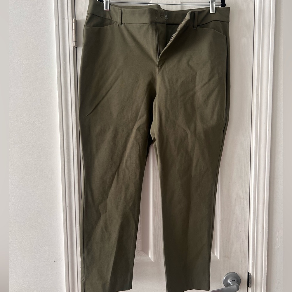 Old Navy Pixie Pants